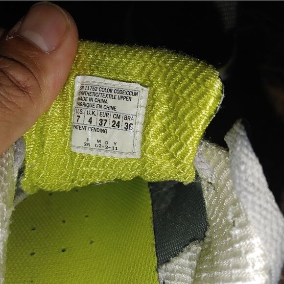 Skechers women's 11752 Tone ups toning walking shoes gray size 7.   204 - Picture 12 of 12